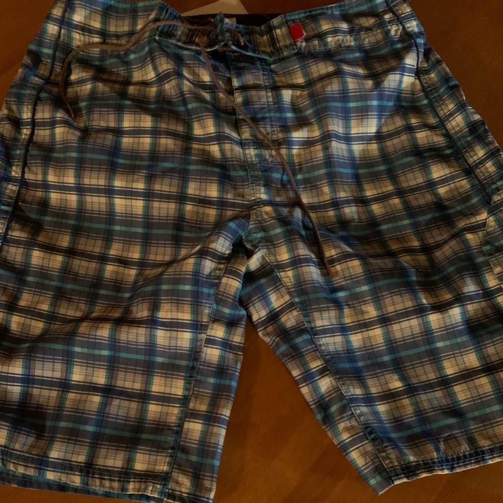 Men’s blue NorthFace shorts